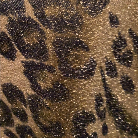 Gold leopard print top - Picture 5 of 6